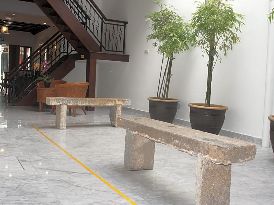 Heeren Straits Hotel