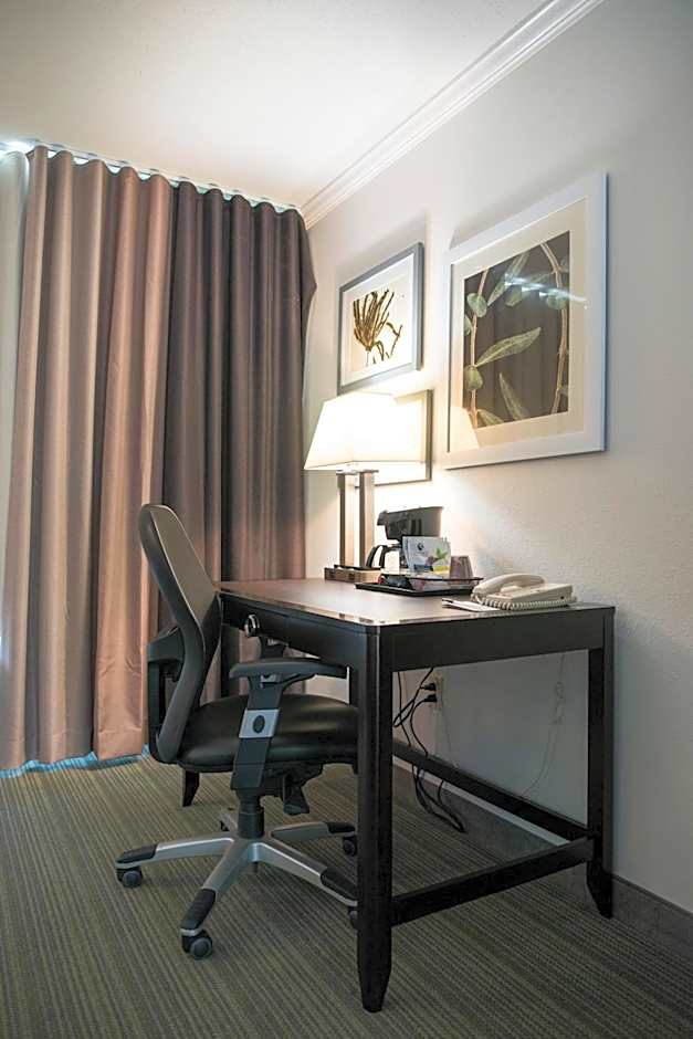 Country Inn & Suites by Radisson, Effingham, IL