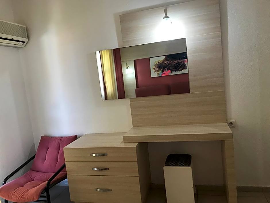 Ant Apart Hotel