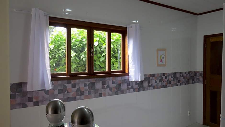 Casa Di Maria 4 Quartos a 500m Centro - Sauna, Piscina, Fogão a Lenha, Churrasqueira - ACESSO PRIVATIVO AO AO RIO - Ideal para famílias