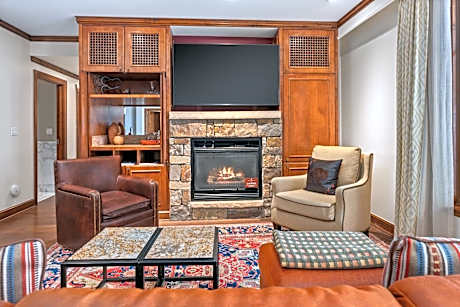 The Ritz-Carlton Club, Two-Bedroom WR Residence 2406, Ski-in & Ski-out Resort in Aspen Highlands