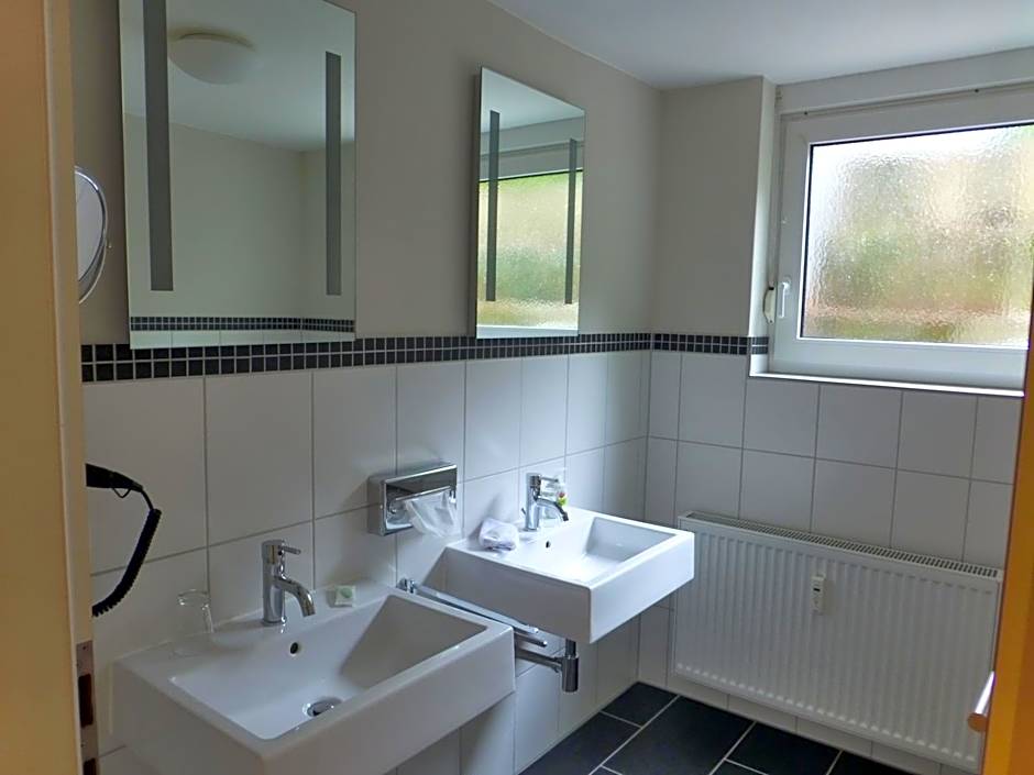 Villa Waldfrieden - Design trifft Budget