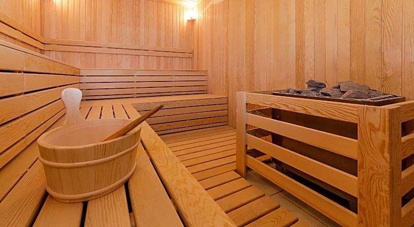 The Remote Hotel
