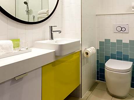 Standard Room with 2 Single Beds