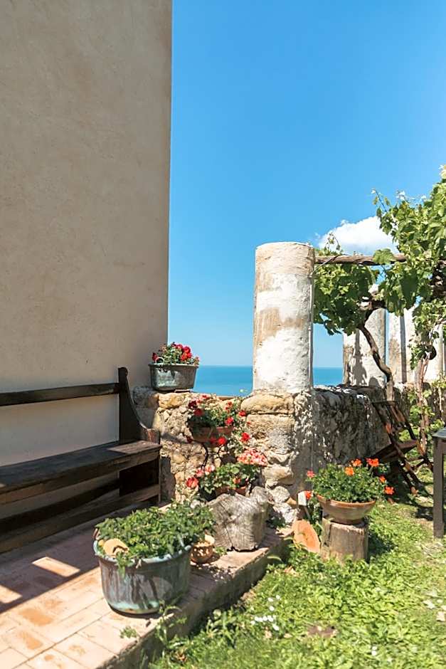 Il Castello di San Sergio