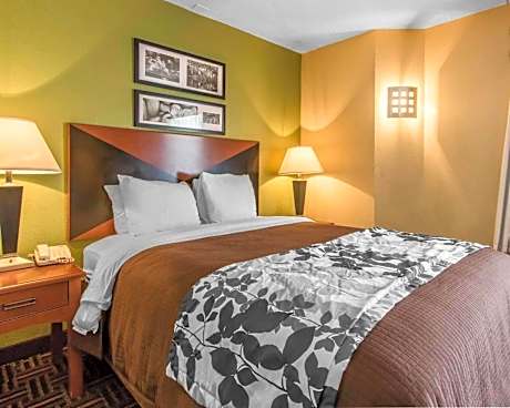 The Douillet by Demeure Hotels