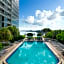 DoubleTree By Hilton Grand Hotel Biscayne Bay