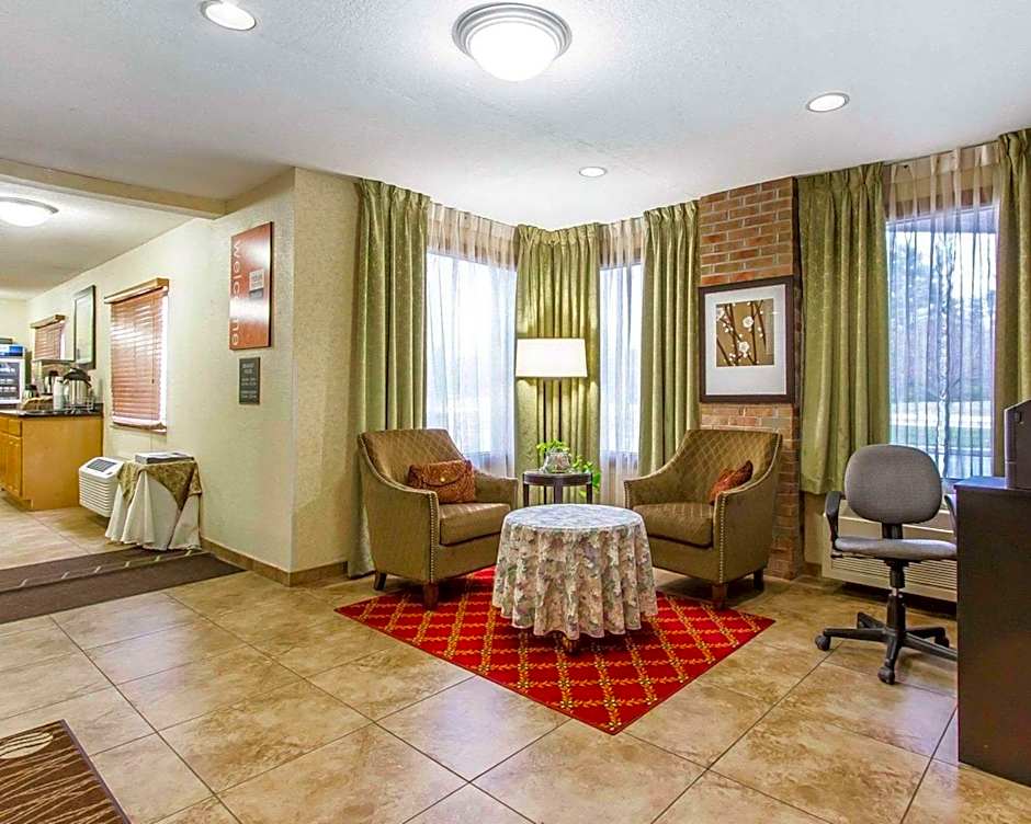 Quality Inn Macomb Near University Area
