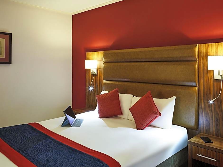 Mercure Newbury West Grange Hotel