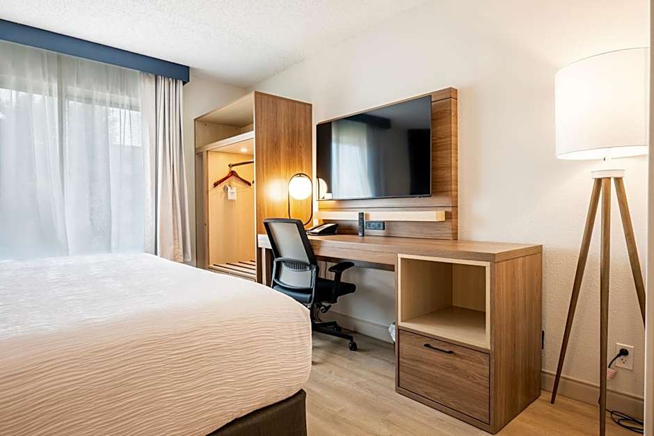 La Quinta Inn & Suites by Wyndham Danbury