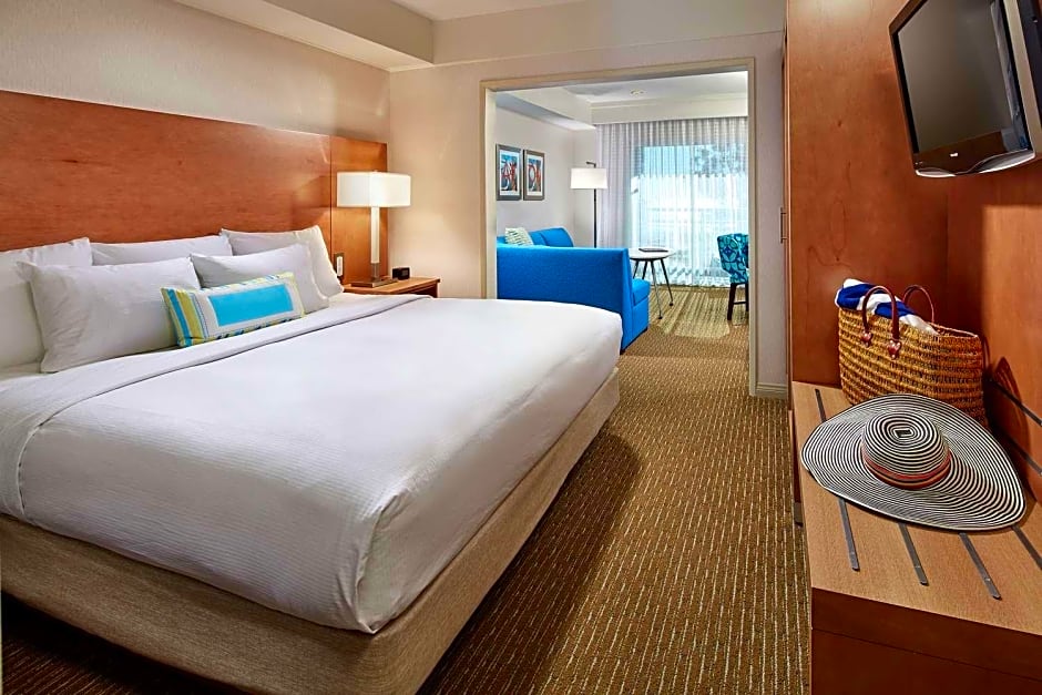 DoubleTree Suites by Hilton Doheny Beach