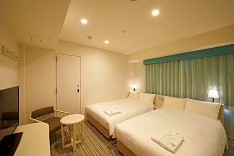 Twin Room - Non-Smoking