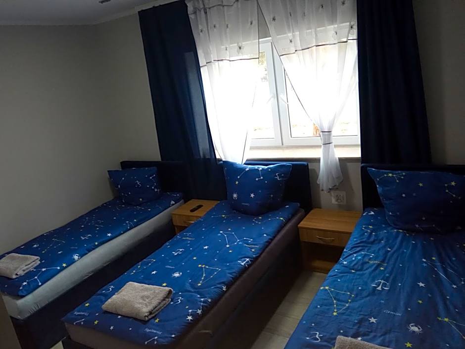 Szafir - NoclegiGrodziskPL