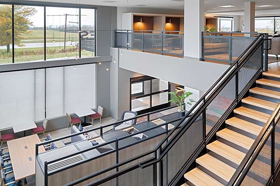 Atwell Suites Kansas City Airport By IHG