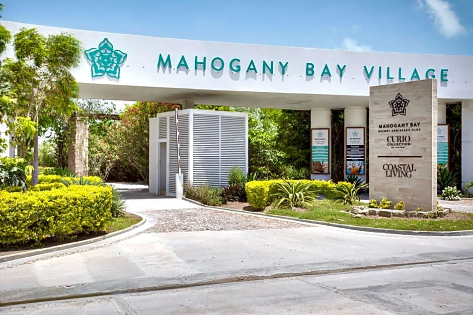 Mahogany Bay Resort and Beach Club, Curio Collection