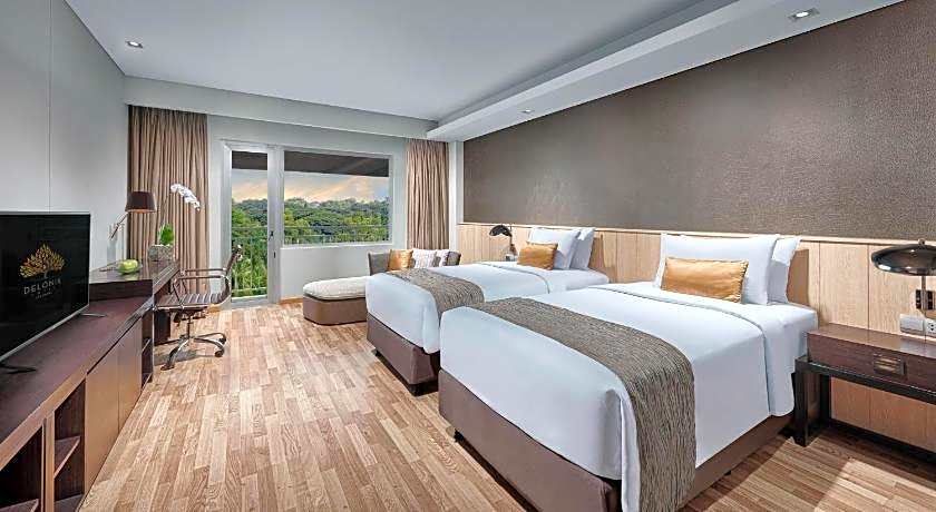 Delonix Hotel Karawang