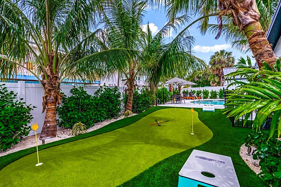 The Retreat at Anna Maria Island Inn