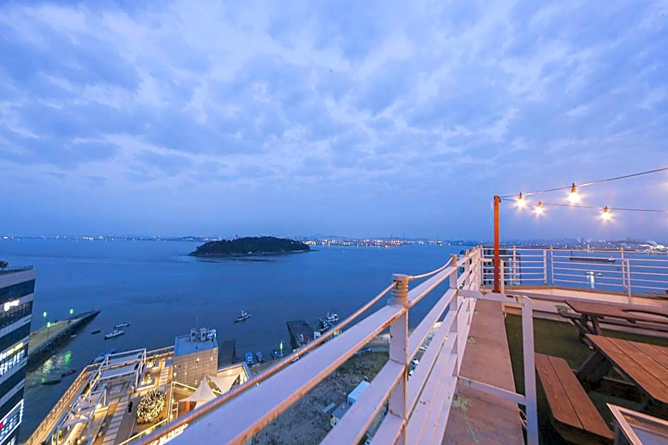 Stellar-Formerly International Hotel Yeongjong