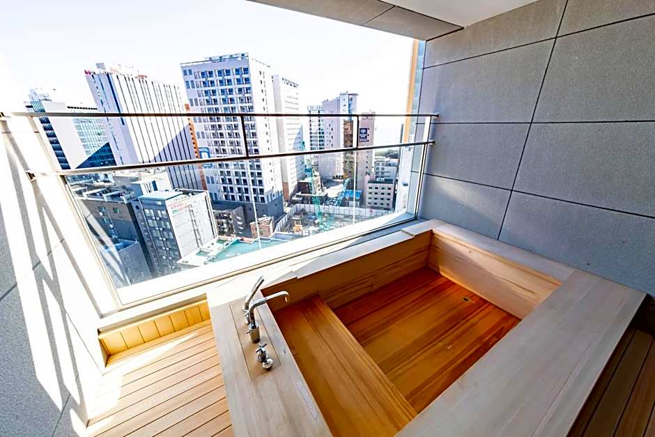 Hound Hotel Haeundae Signature