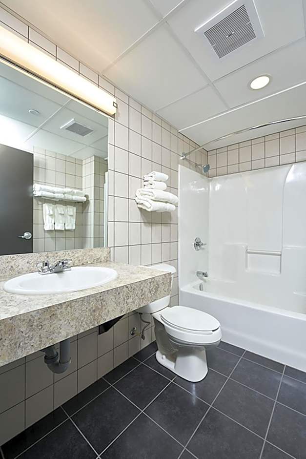 CANAD INNS DESTINATION CENTRE TRANSCONA
