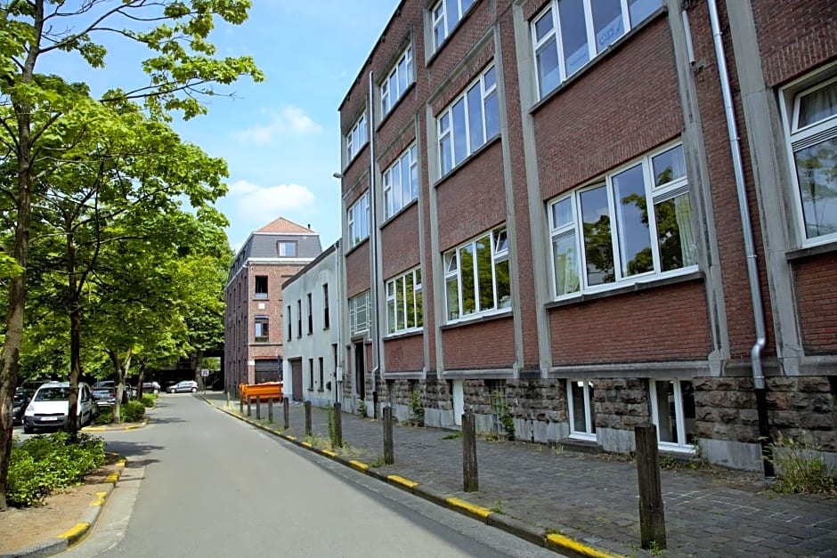 B&B Tempelhof – Ghent, CA