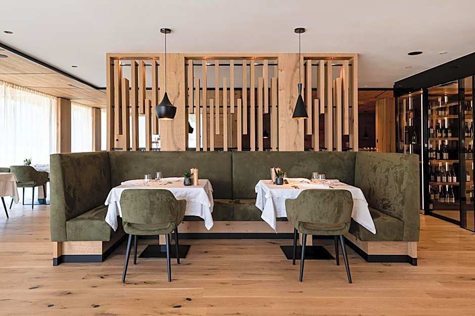 Alpine Nature Hotel Stoll