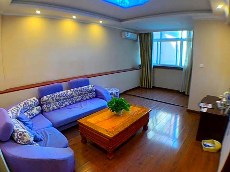 GreenTree Inn Henan Kaifeng Gulou Square Express hotel