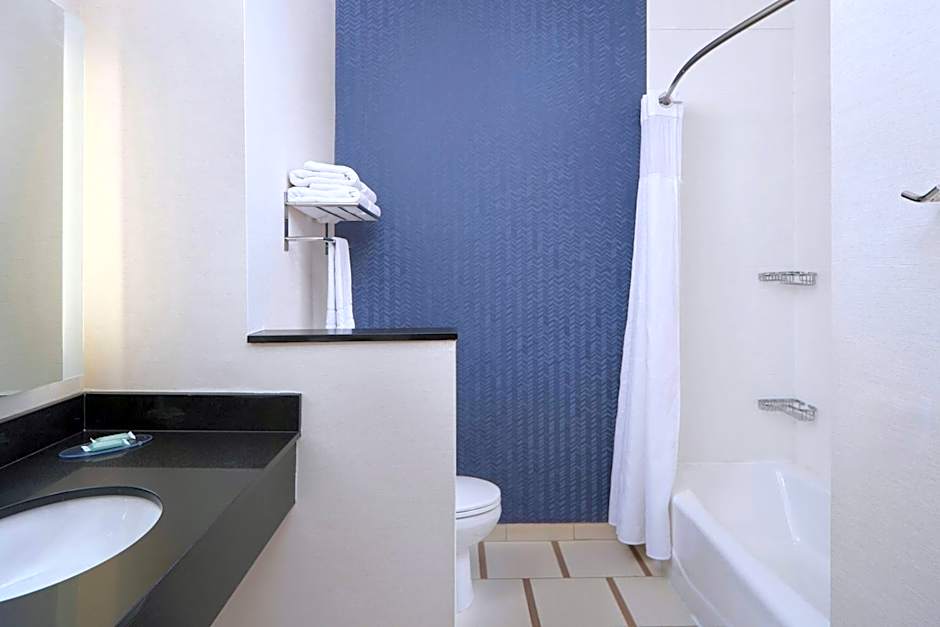 Fairfield Inn & Suites by Marriott Niagara Falls