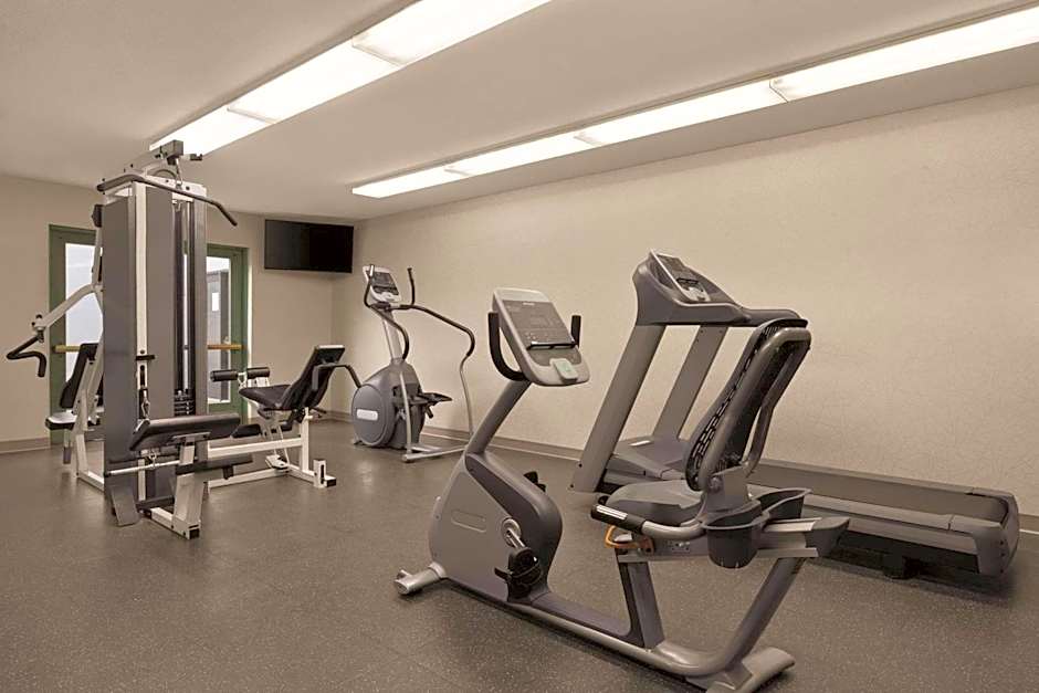Country Inn and Suites by Radisson Seattle-Bothell WA