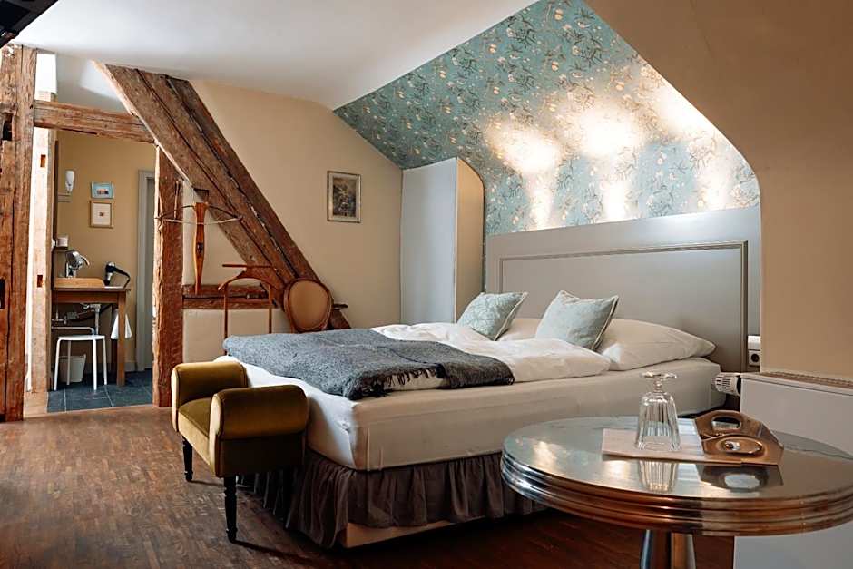 Friedrich von Schiller Hotel