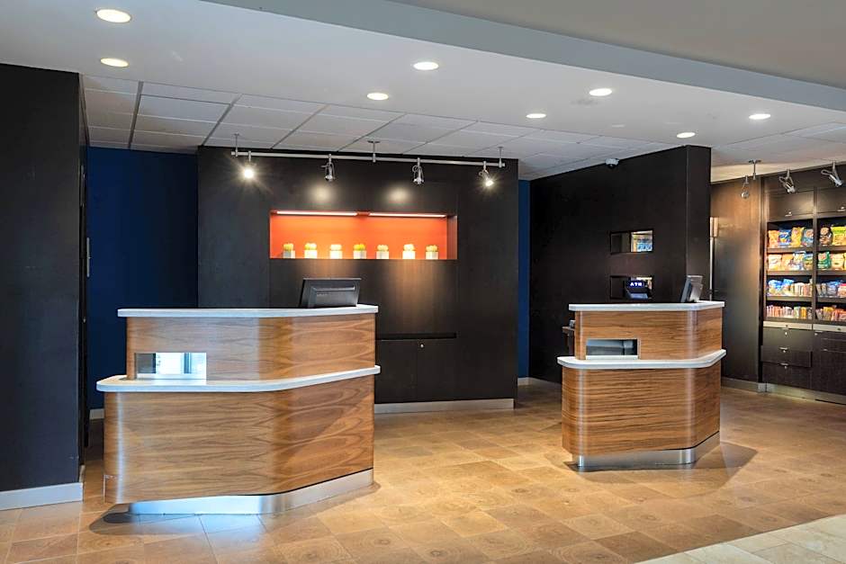 Courtyard by Marriott Atlanta Windy Hill/Ballpark