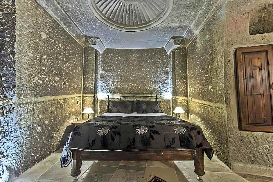 Antique Terrace Suites