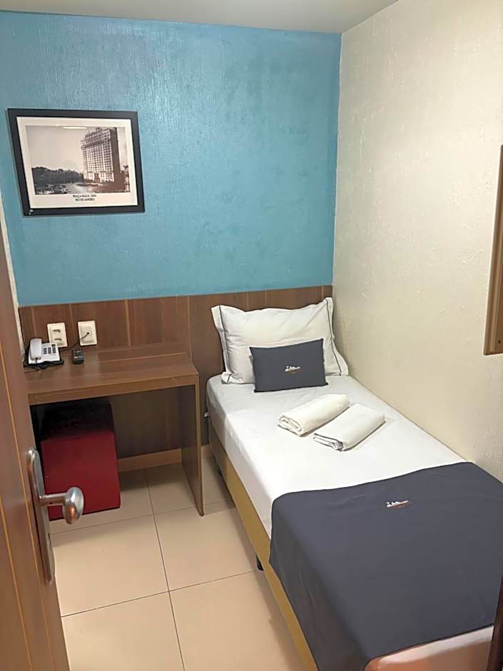 Downtown Santana Hotel