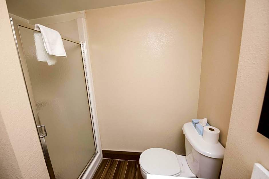 Super 8 Frederick – Frederick, MD