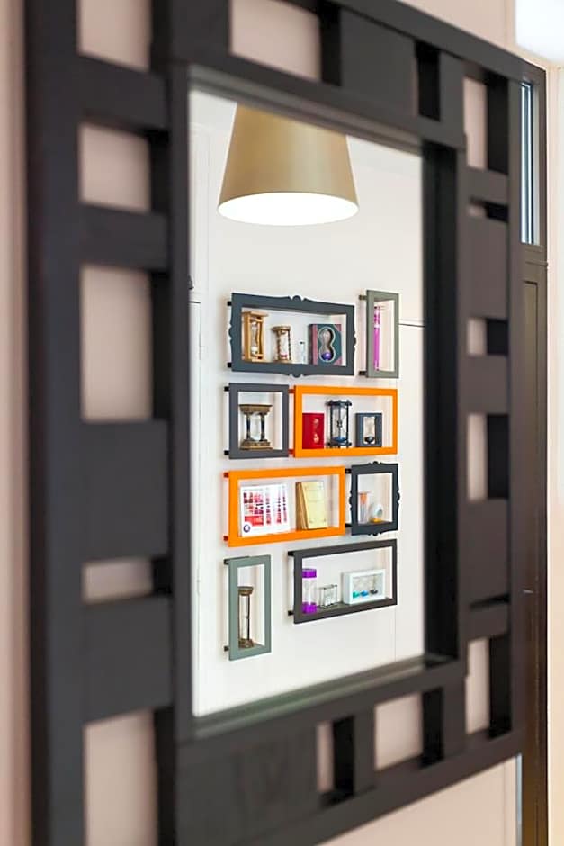 Hotel Ariane Montparnasse by Patrick Hayat