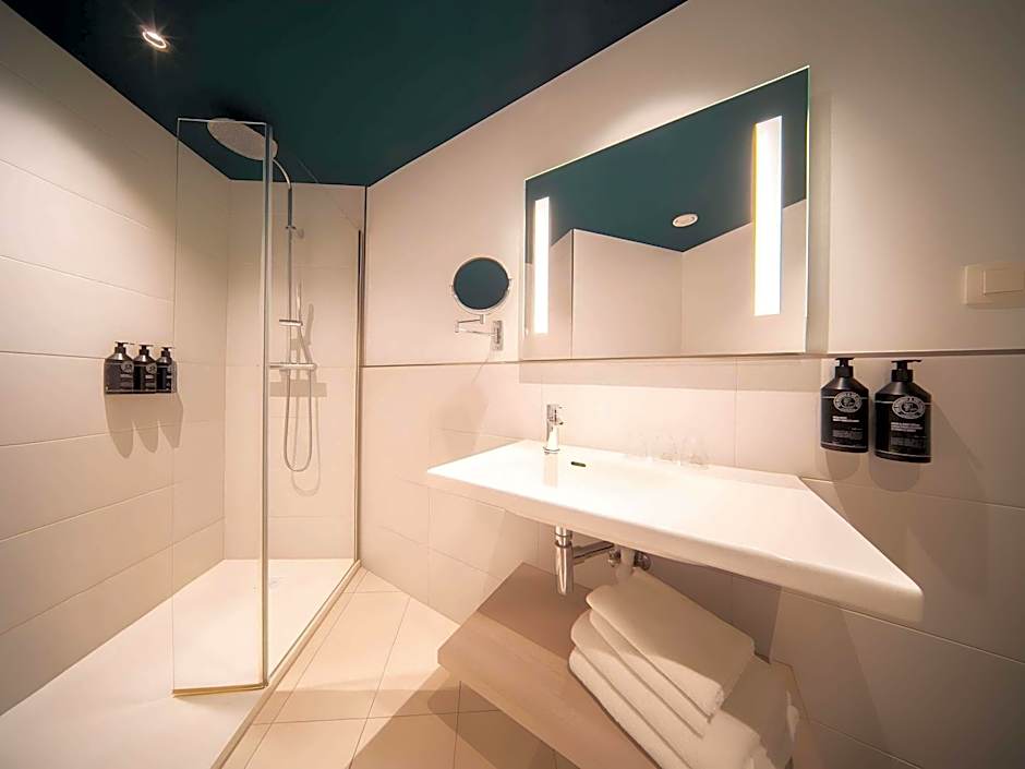 Maek Hotel Antwerp Central - Handwritten Collection