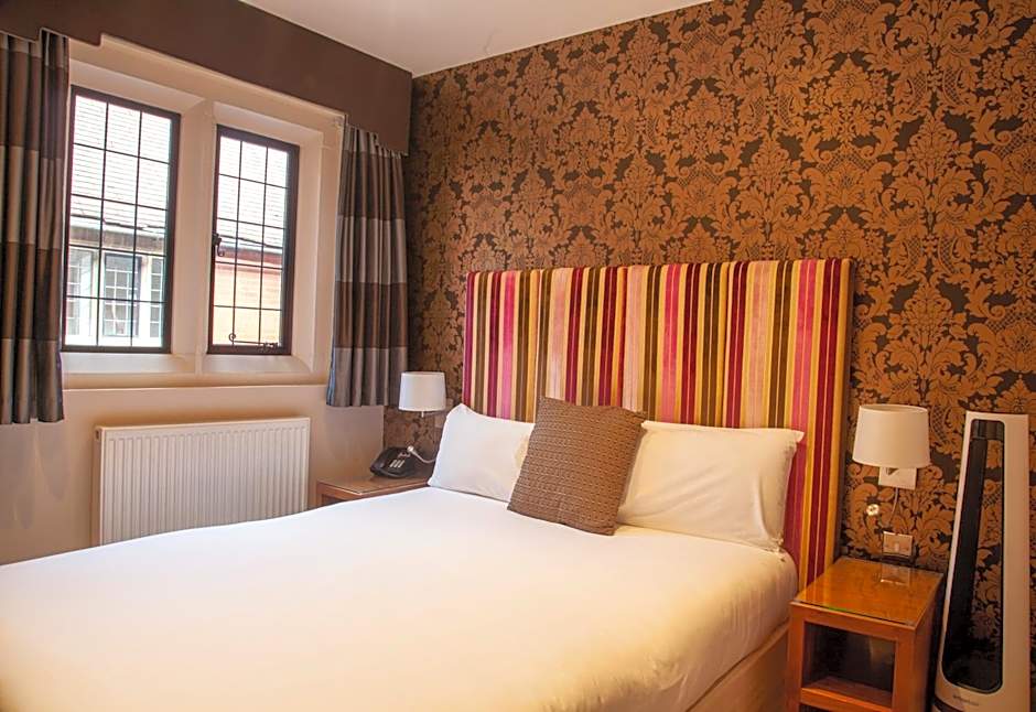 Photo 1 of 1 of Small Double Room