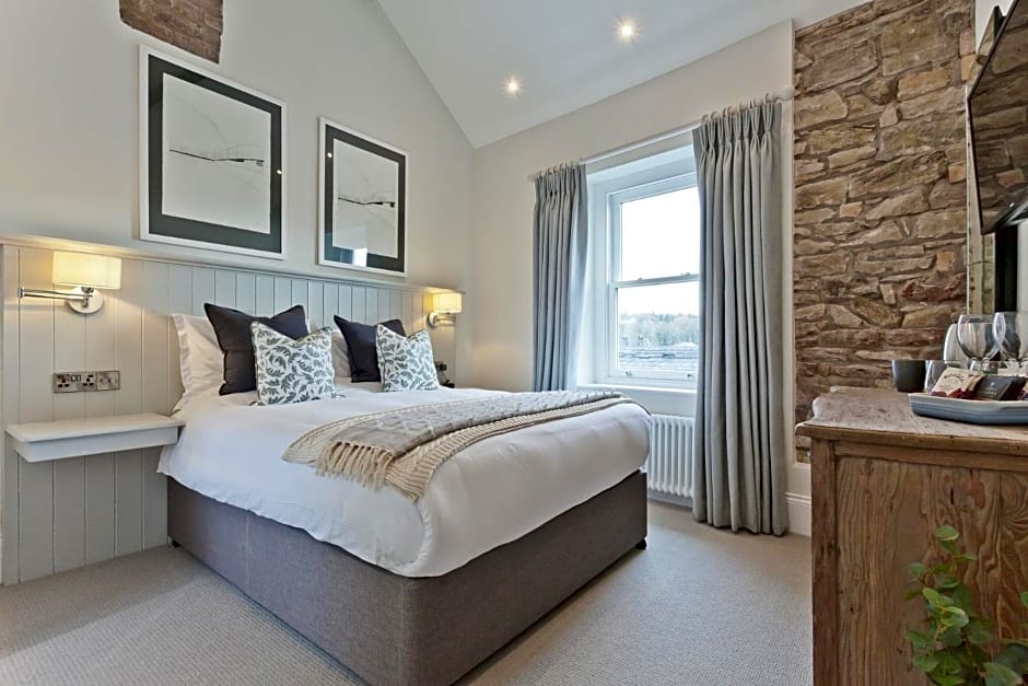 Tithe Barn - Self Check In Hotel