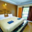Maladee Hotel