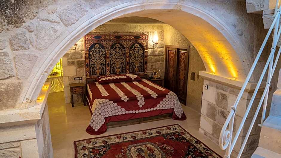 Elika Cave Suites & Spa