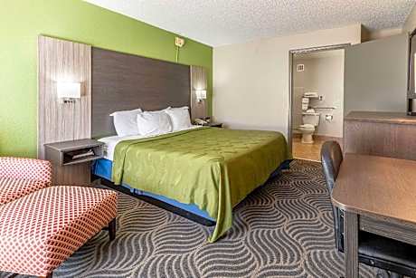 King Room - Accessible/Non-Smoking