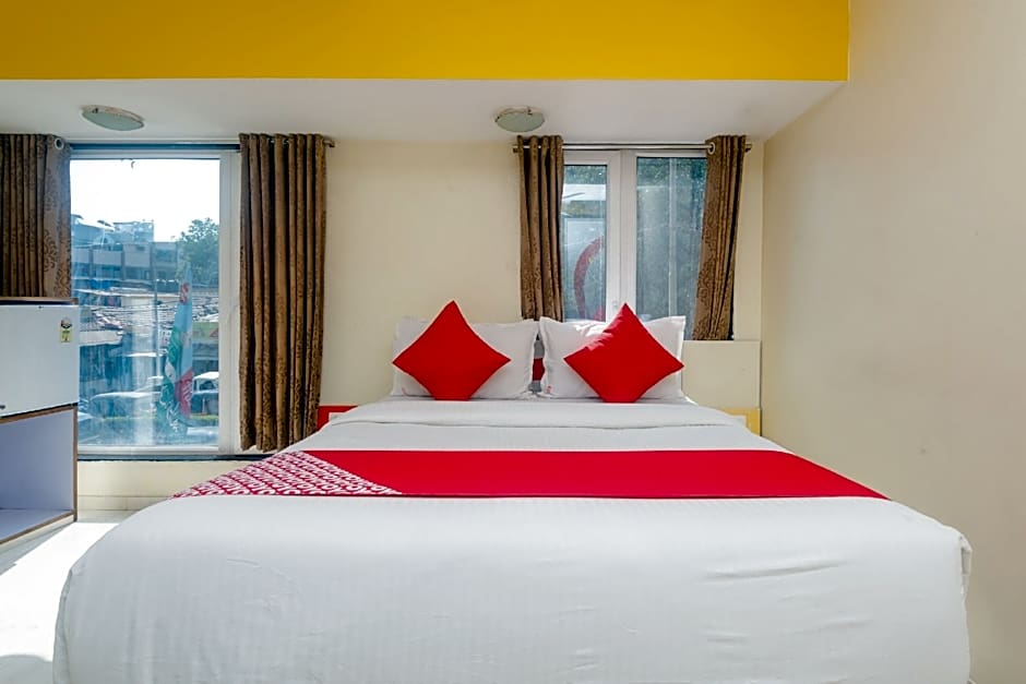 Super Townhouse 014 MG Road, Bangalore – Bangalore, MN