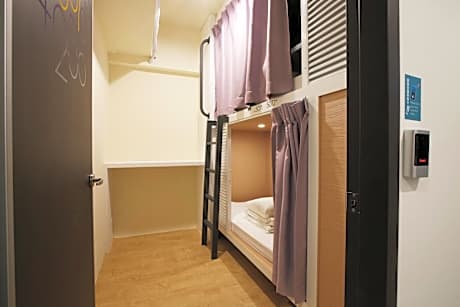 Bunk Bed in 2-Bed Female Dormitory Room
