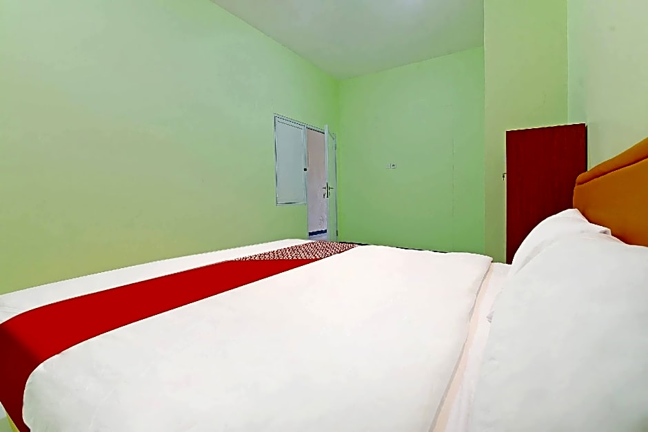 OYO 91351 87 Guest House