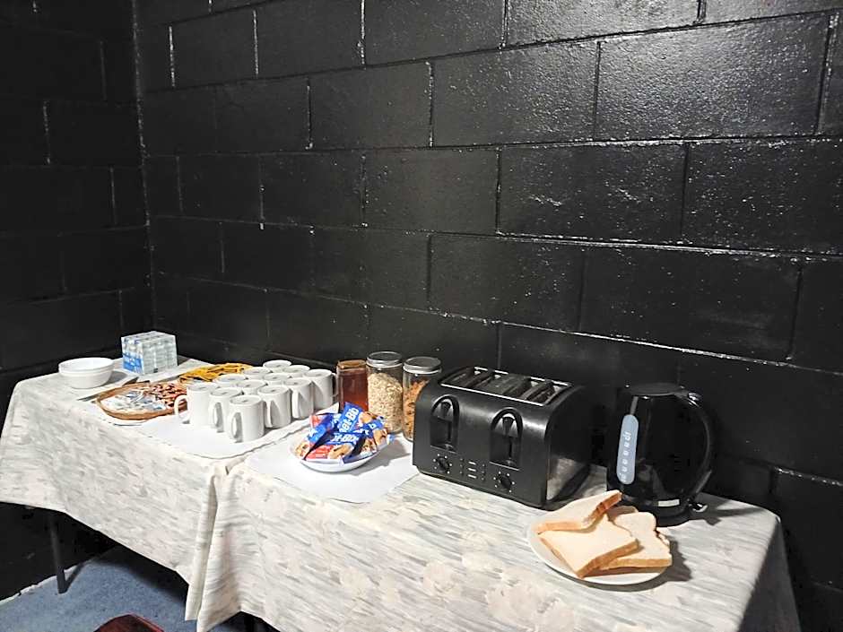 Golden Peak Motel PeakHill