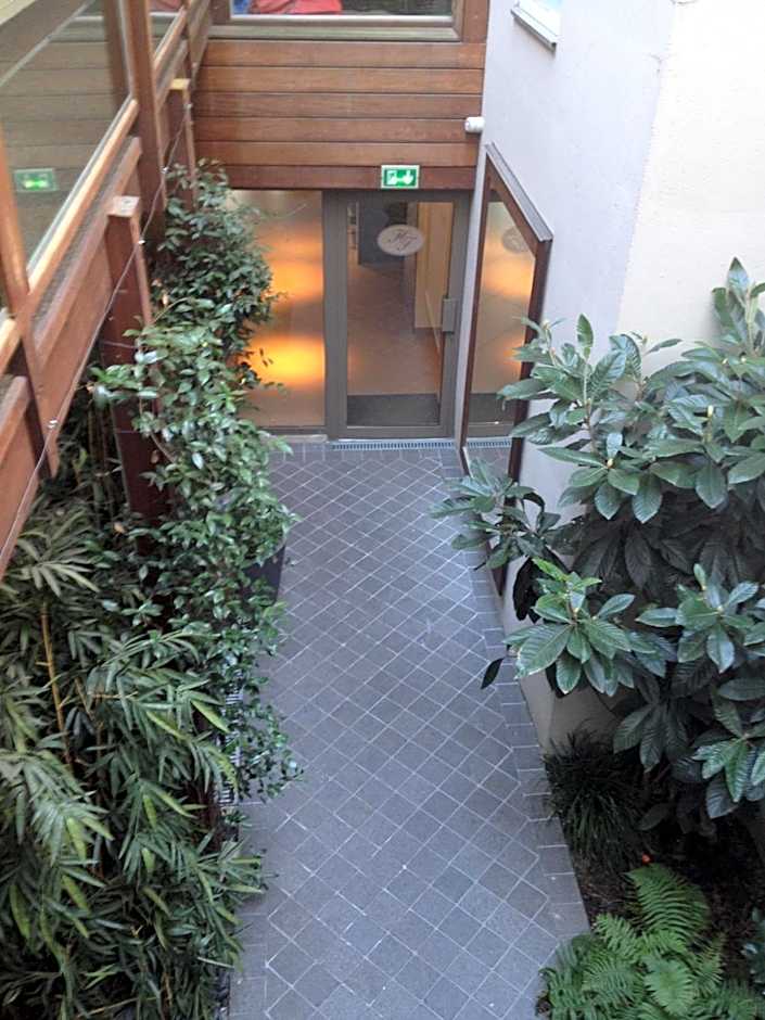 Hotel Elysees Flaubert