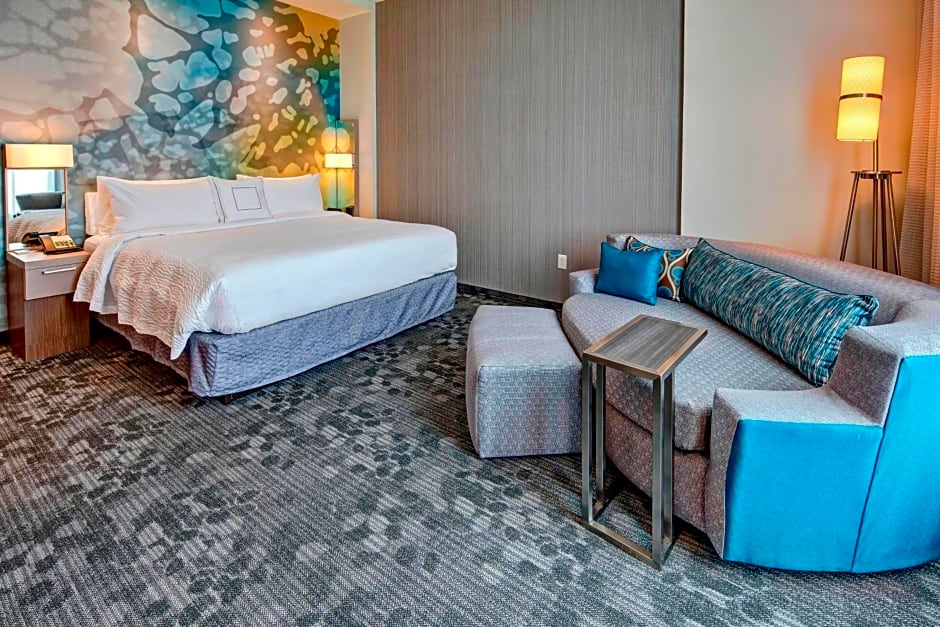 Courtyard by Marriott Kansas City Downtown/Convention Center