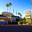 GreenTree Inn Phoenix Sky Harbor