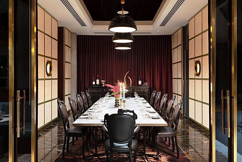 the DOUGLAS, Autograph Collection by Marriott
