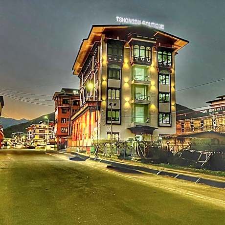 Tshongdu Boutique